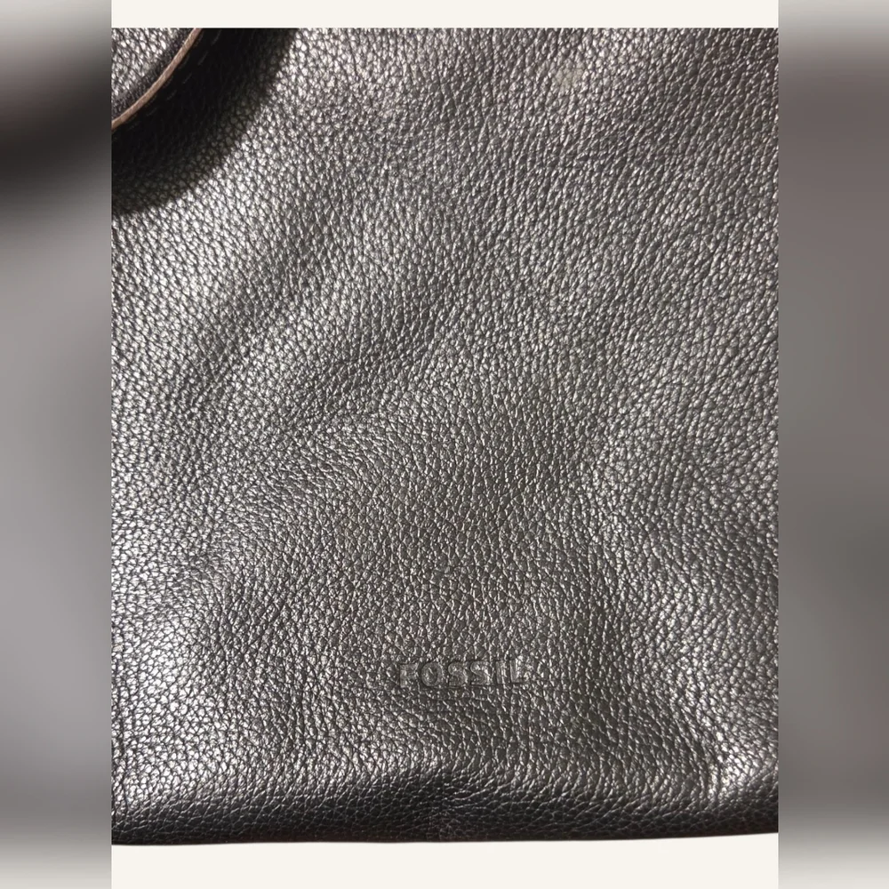 Fossil Black Leather Crossbody Purse - Picture 4 of 7